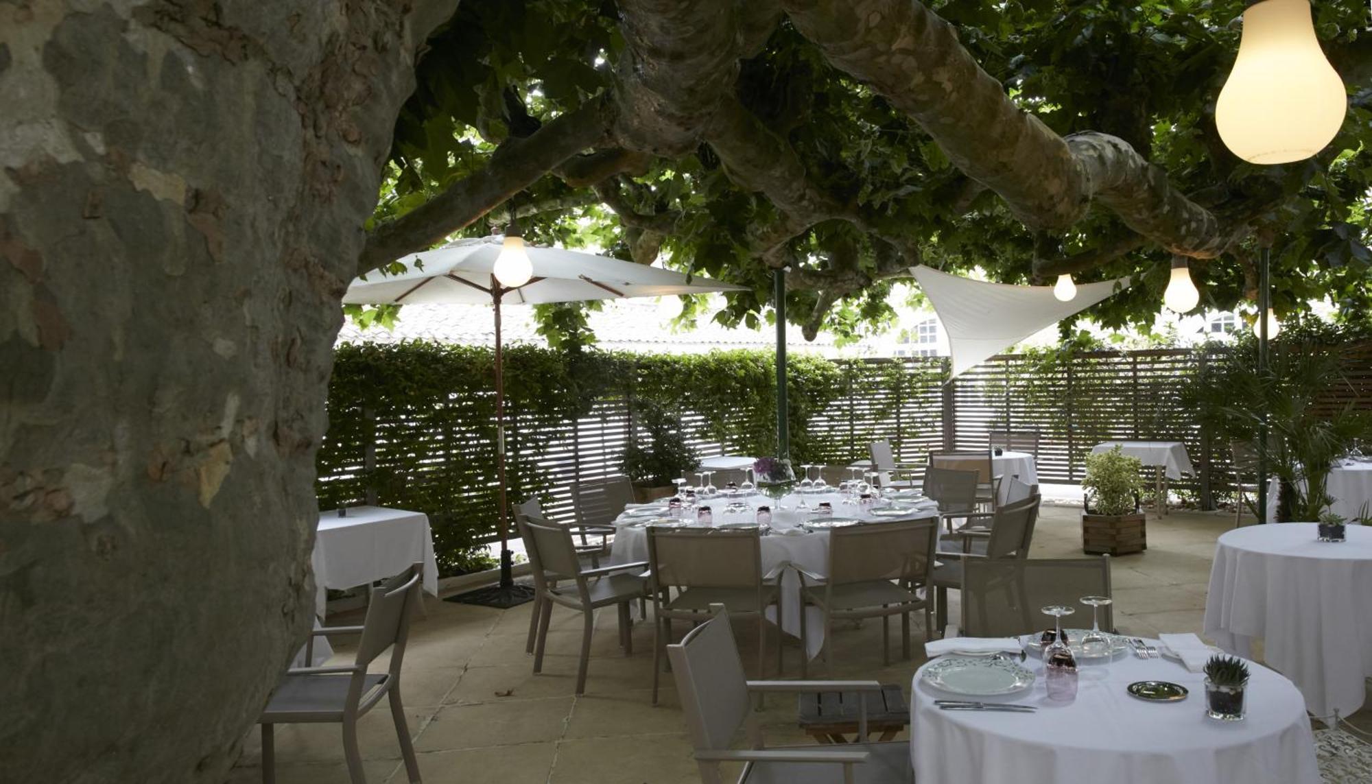 Logis Hotel - Restaurant Maison Claude Darroze Langon  Exterior foto